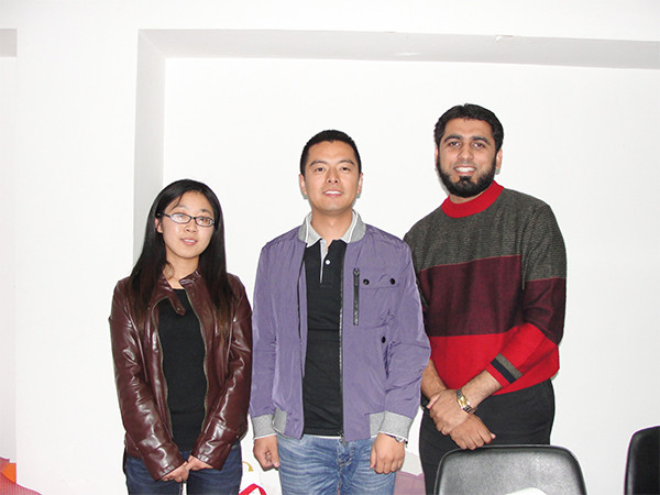 盈彩网拜访巴基斯坦客户